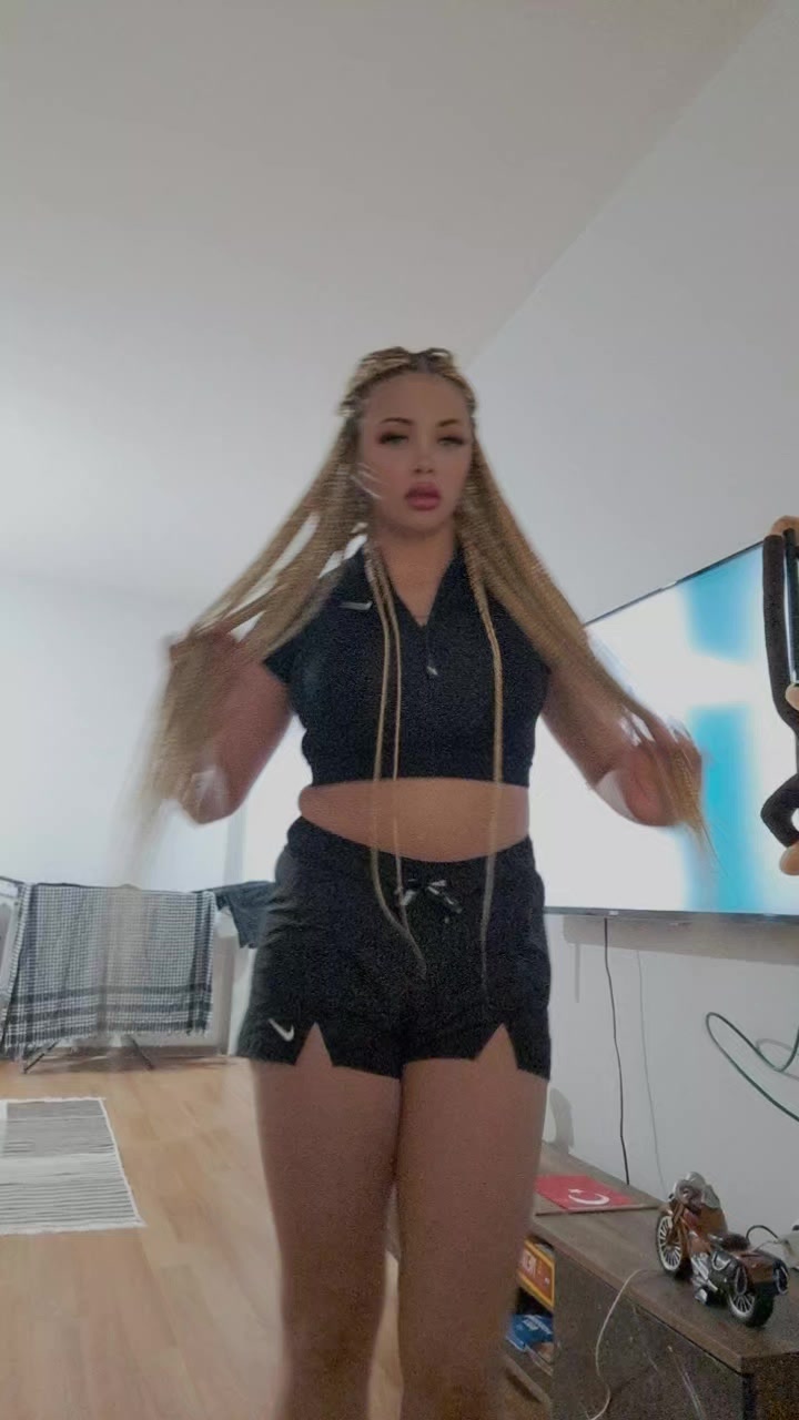 @𝕂ℝ𝔸𝕃𝕀ℂ̧𝔼👑