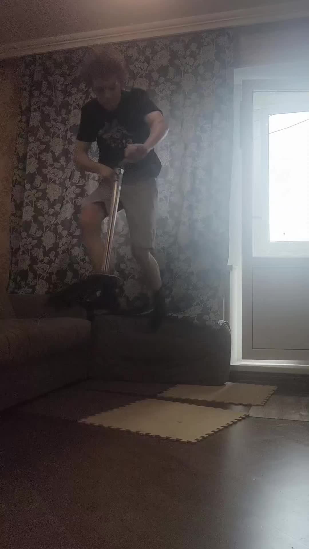 @Максон Химик