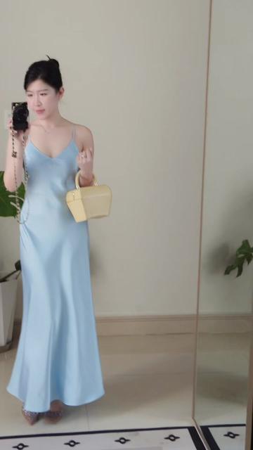 @Dressesinsilk