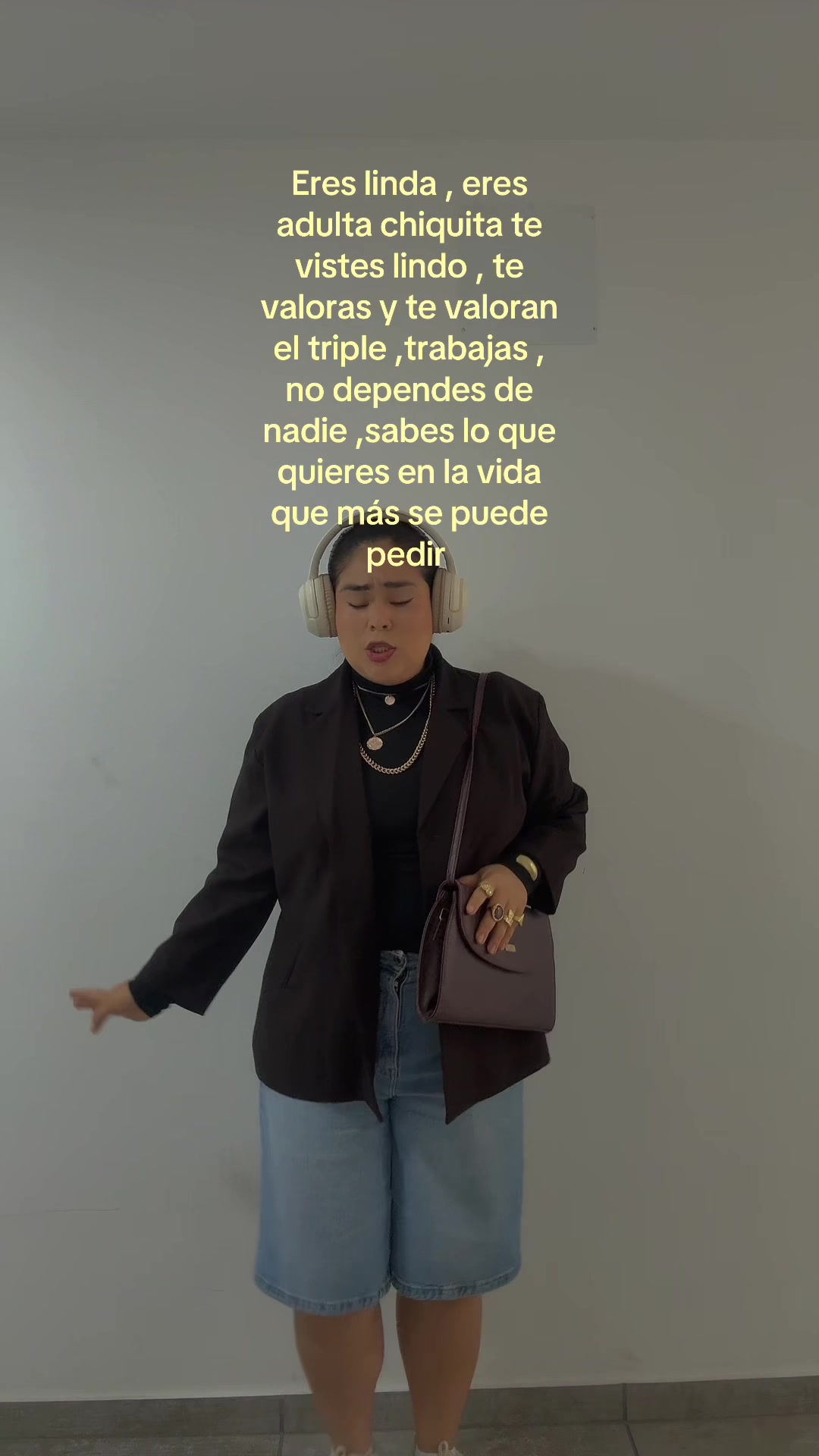 @MISHELL SOLIS