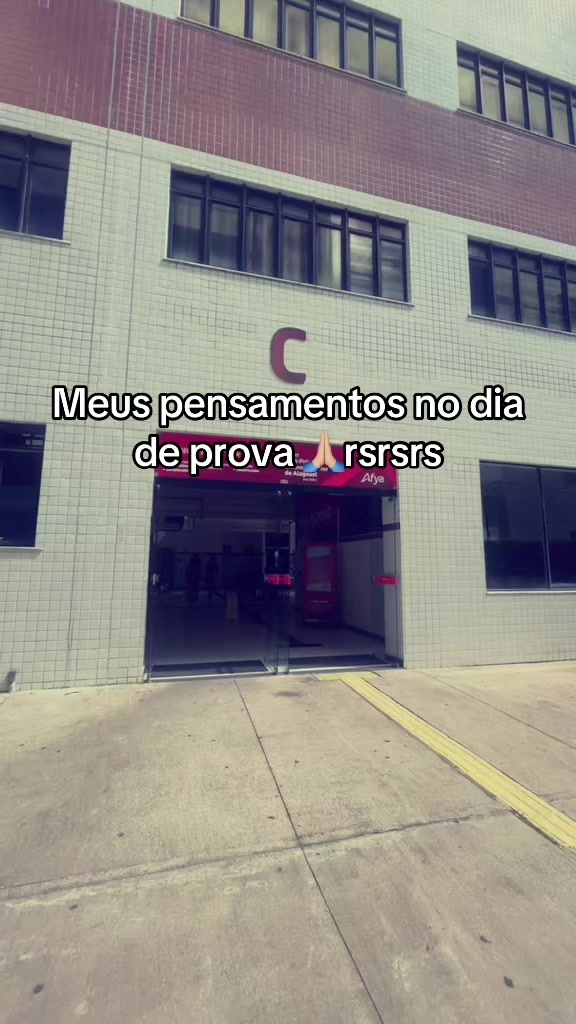 @Maria Mirella