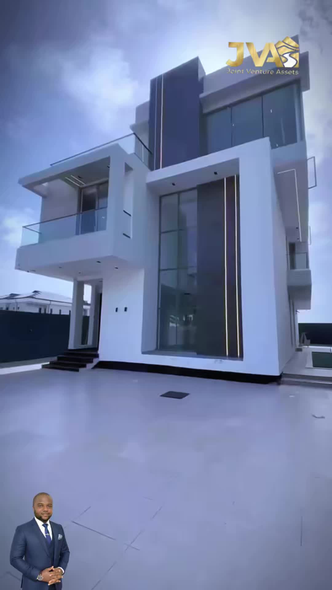 @The Real Estate Ambassador
