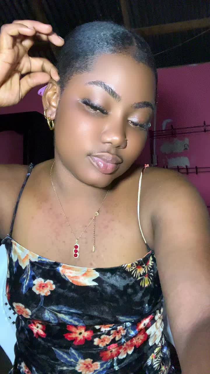 @Labellenana010