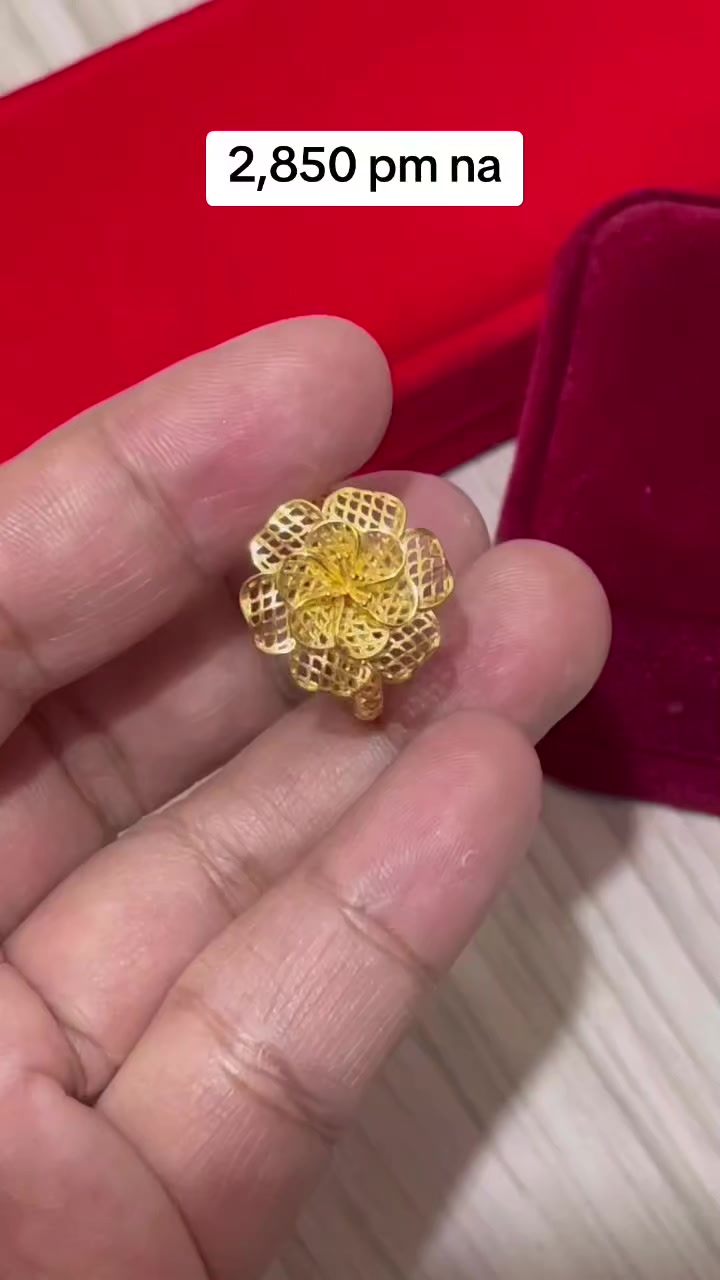 @D Maddox Jewelry Gold