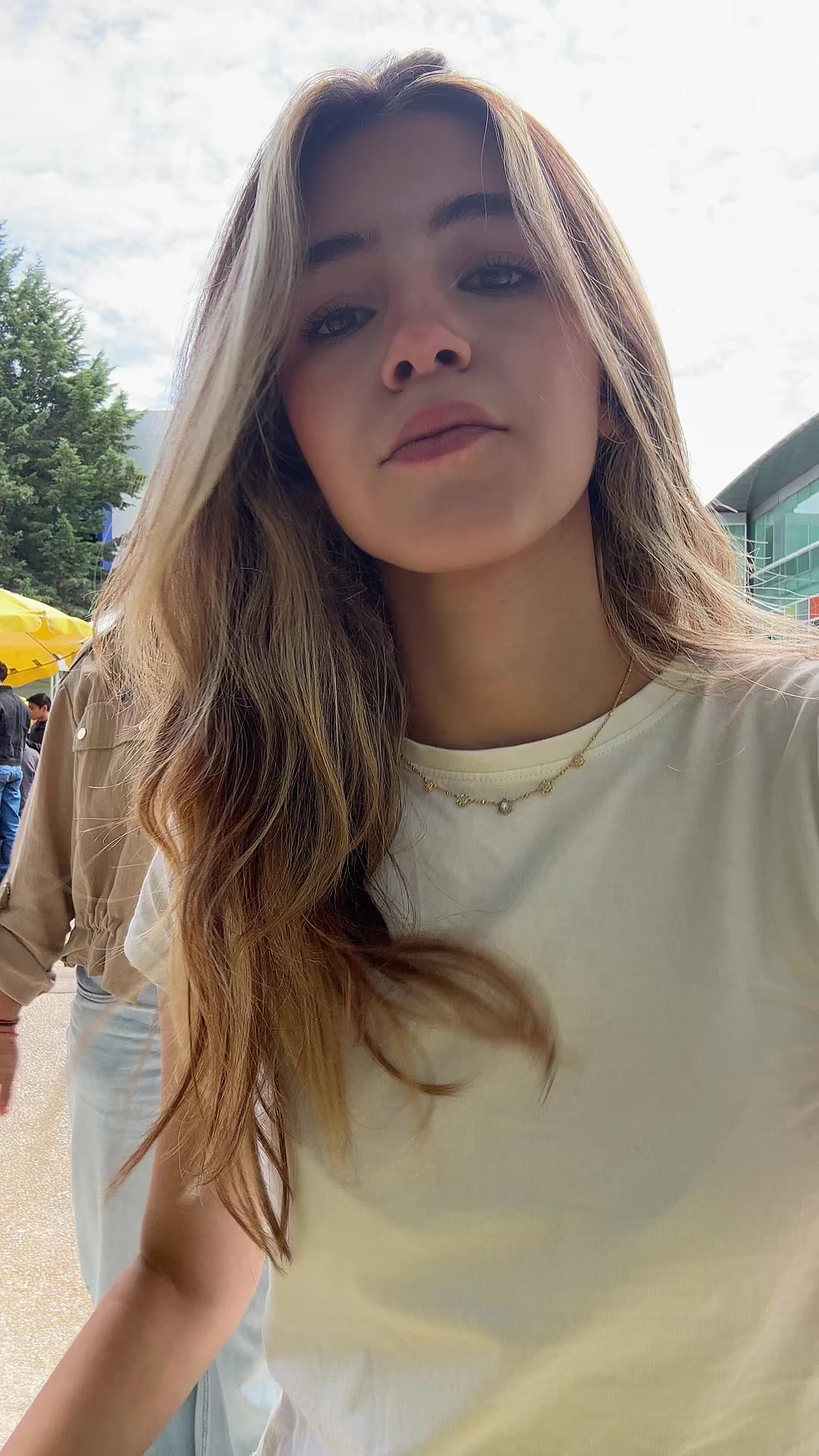 @Lara Paj&oacute;n