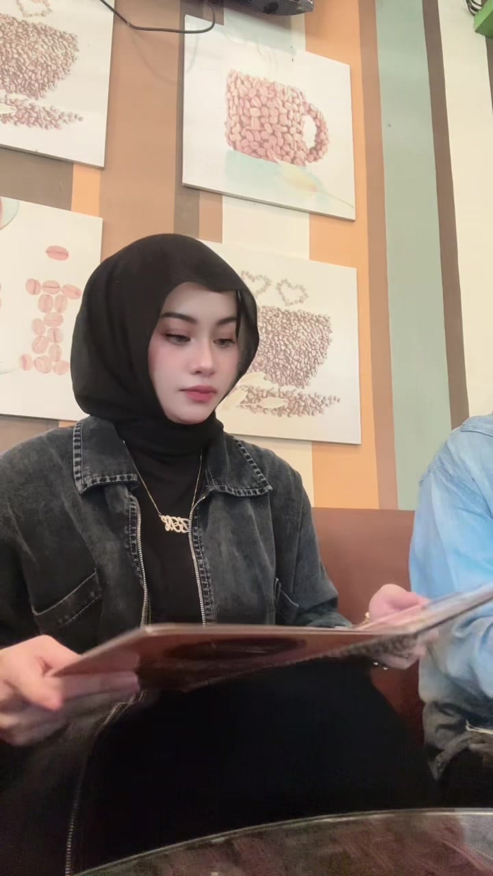 @Nadia Aryantie 95
