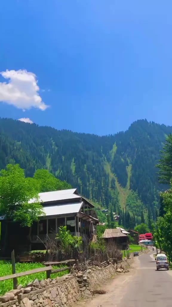 @Neelum Vista Tourism