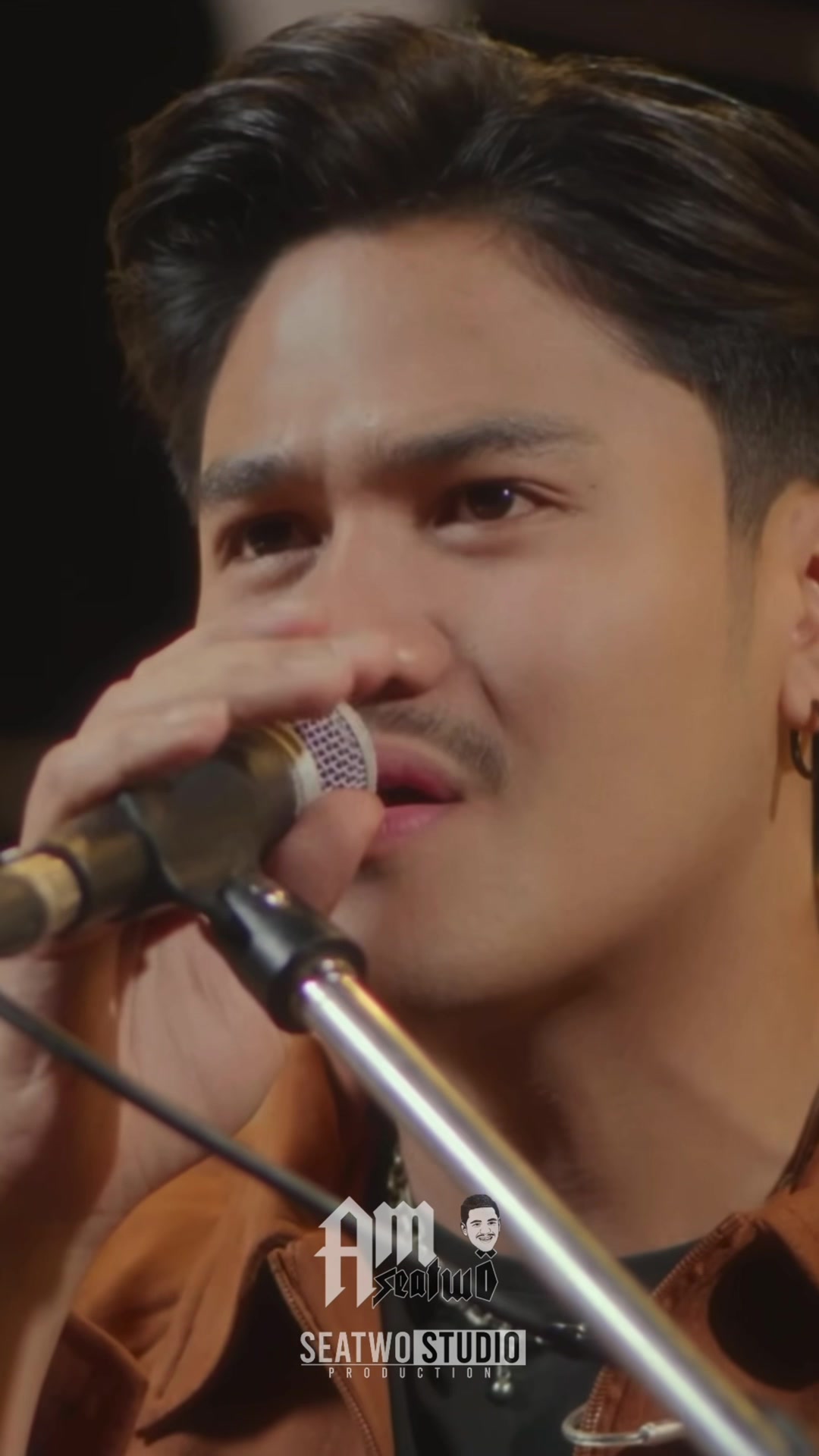 @แฟนคลับ แอมป์ซีทู