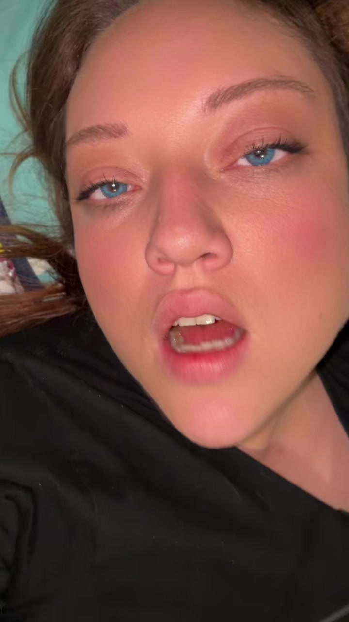 @Tati🫦