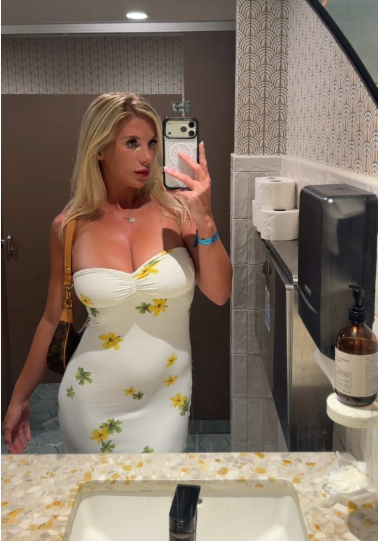 @thereal_ashlynnskyy