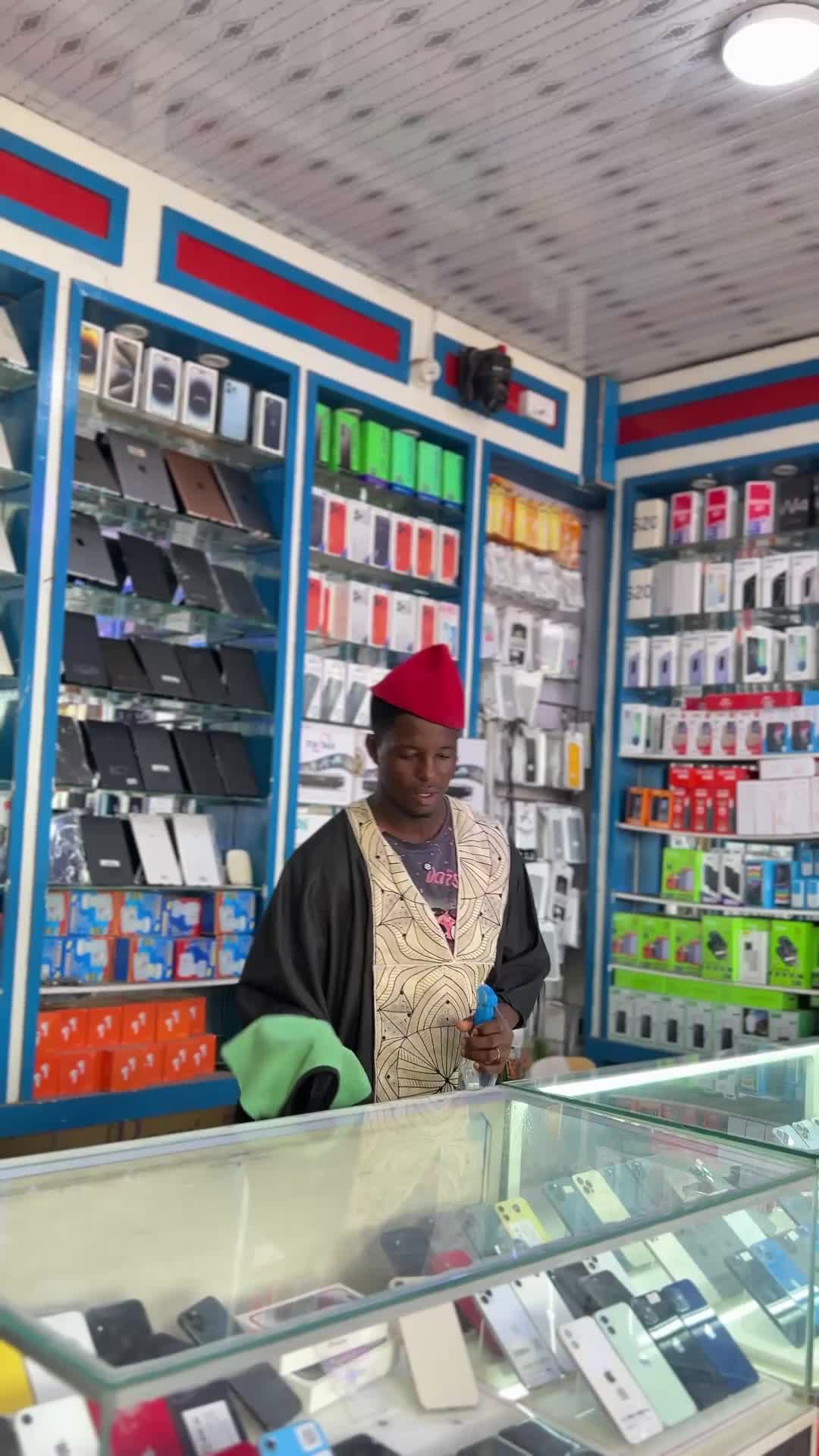 @kawcomedy1🇬🇲🇸🇳🇬🇳