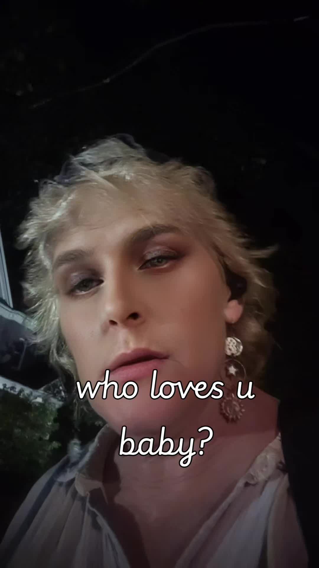 @lois