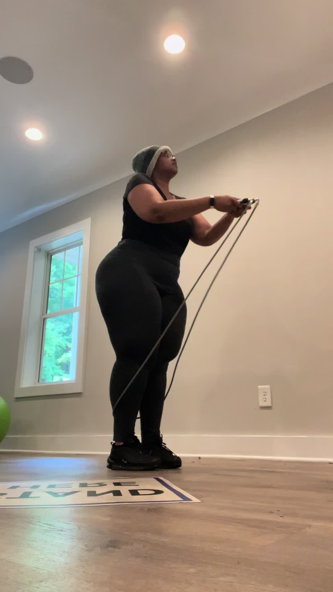 @Lonï