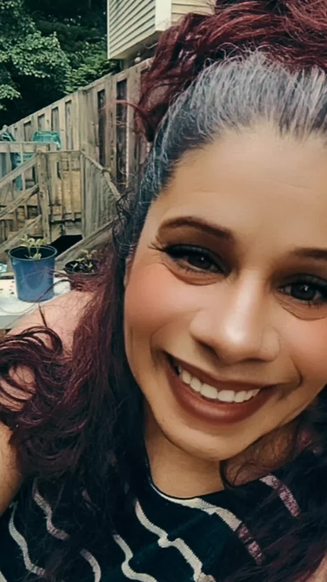 @Desiii