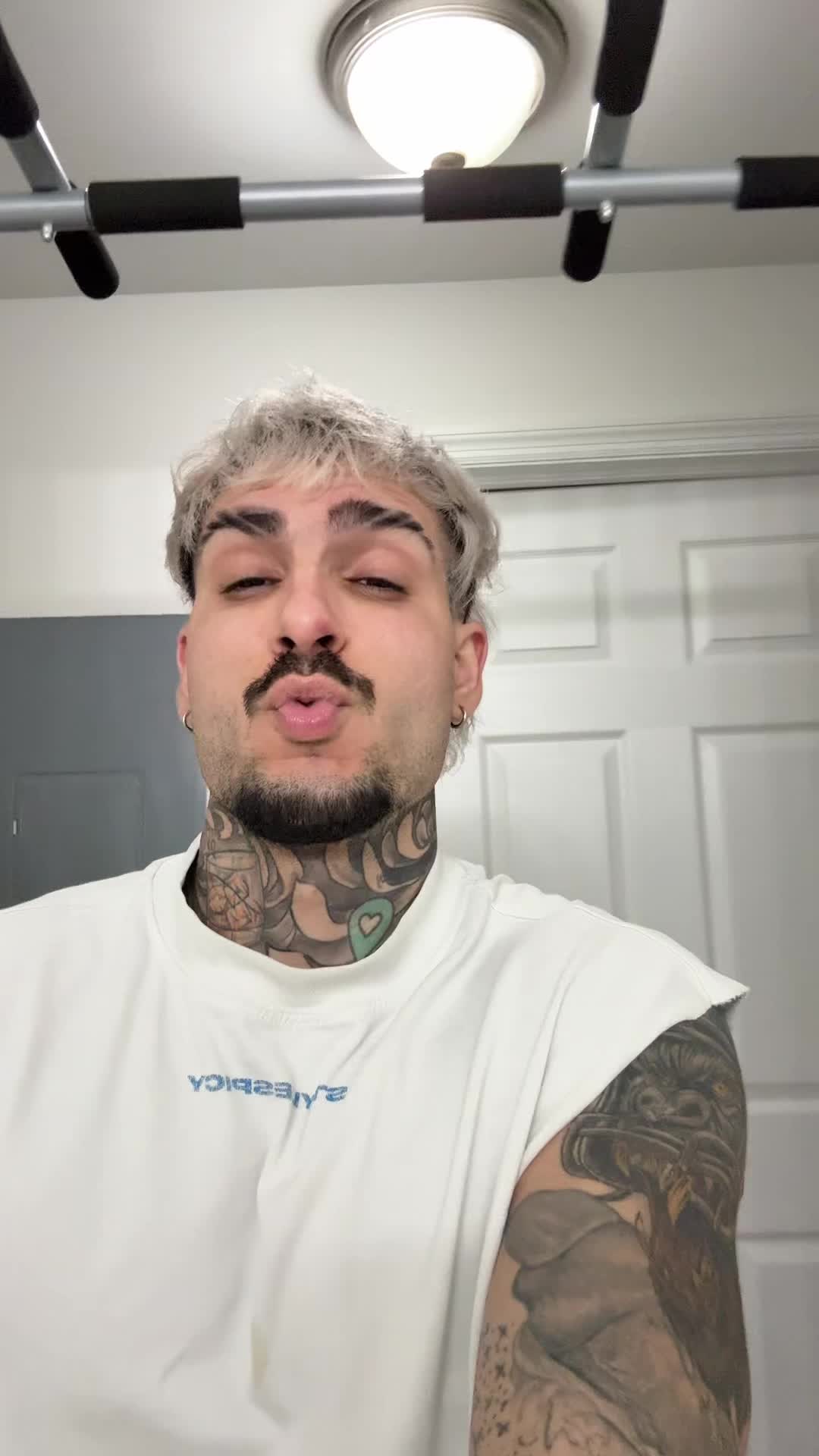 @Jblonde ♋︎