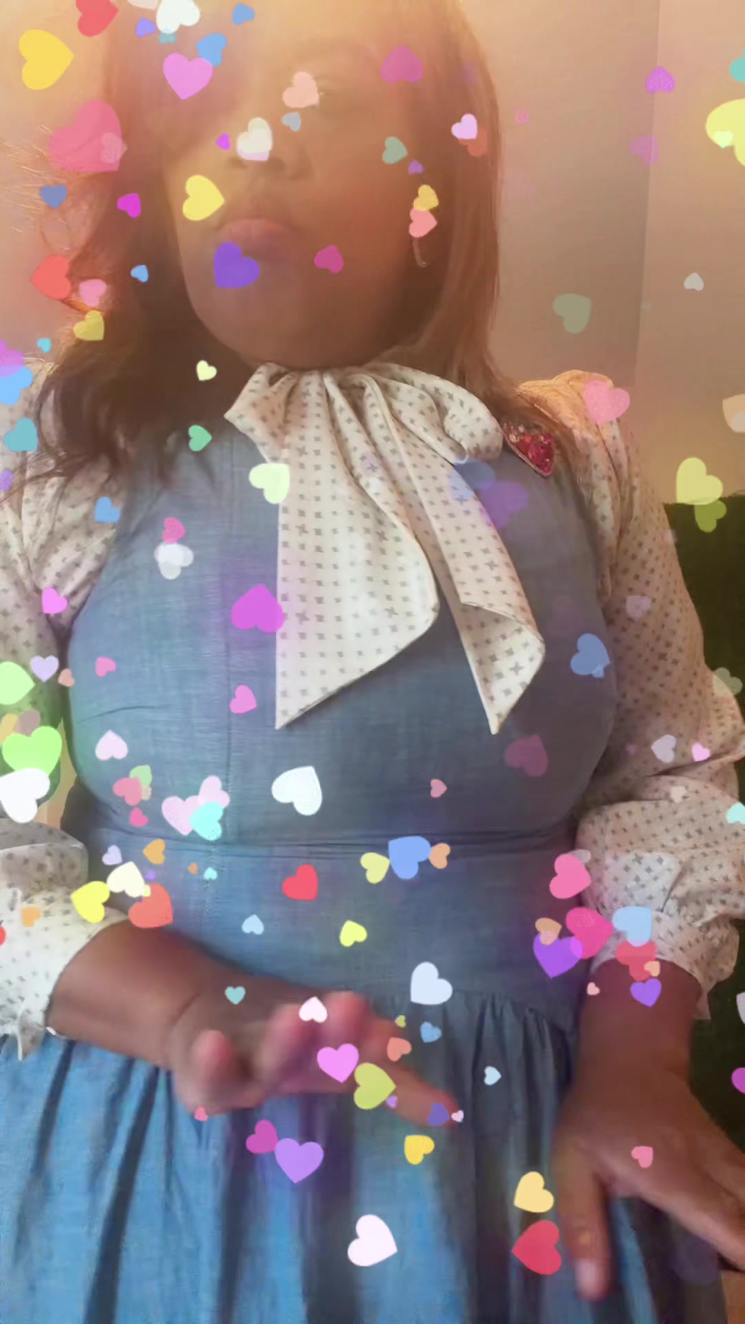@ladeetee_