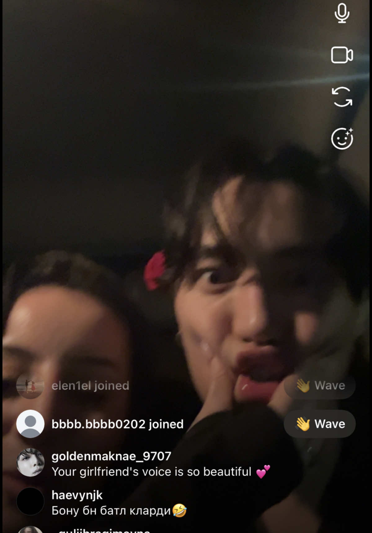 @Хасан🇺🇿 Chriss 🇰🇷