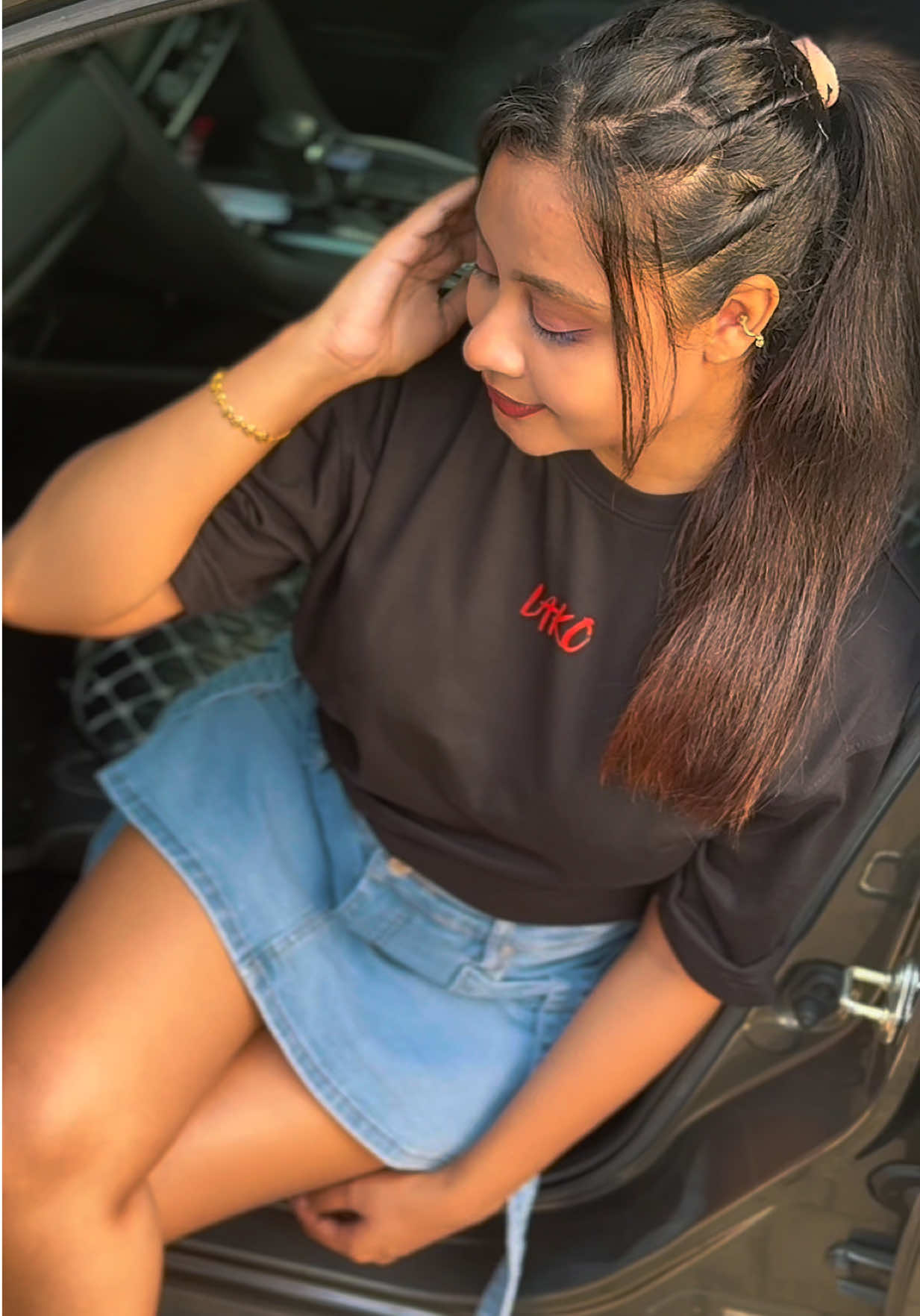 @M E L A 🧿