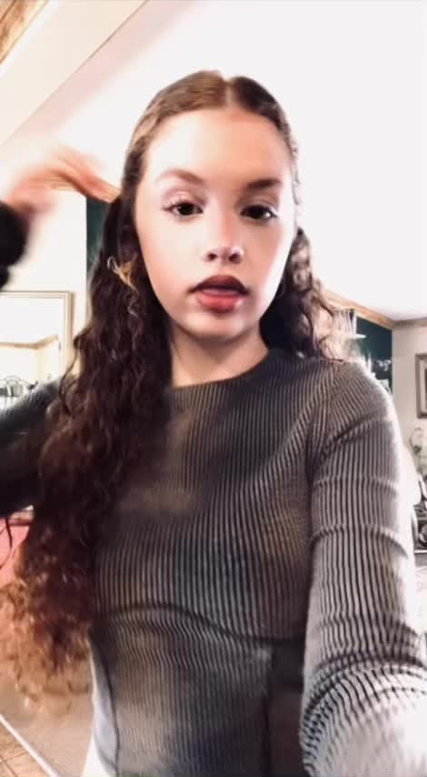 @𝓔𝔃𝔃𝔂