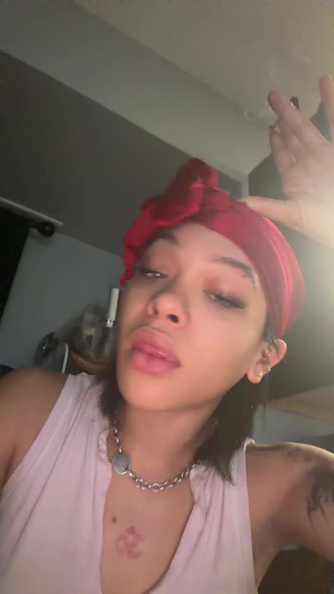 @Navadaqueen