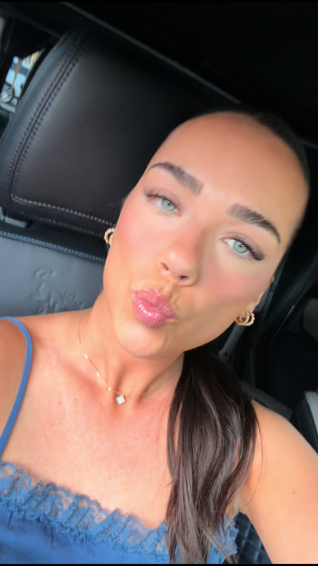 @Peyton