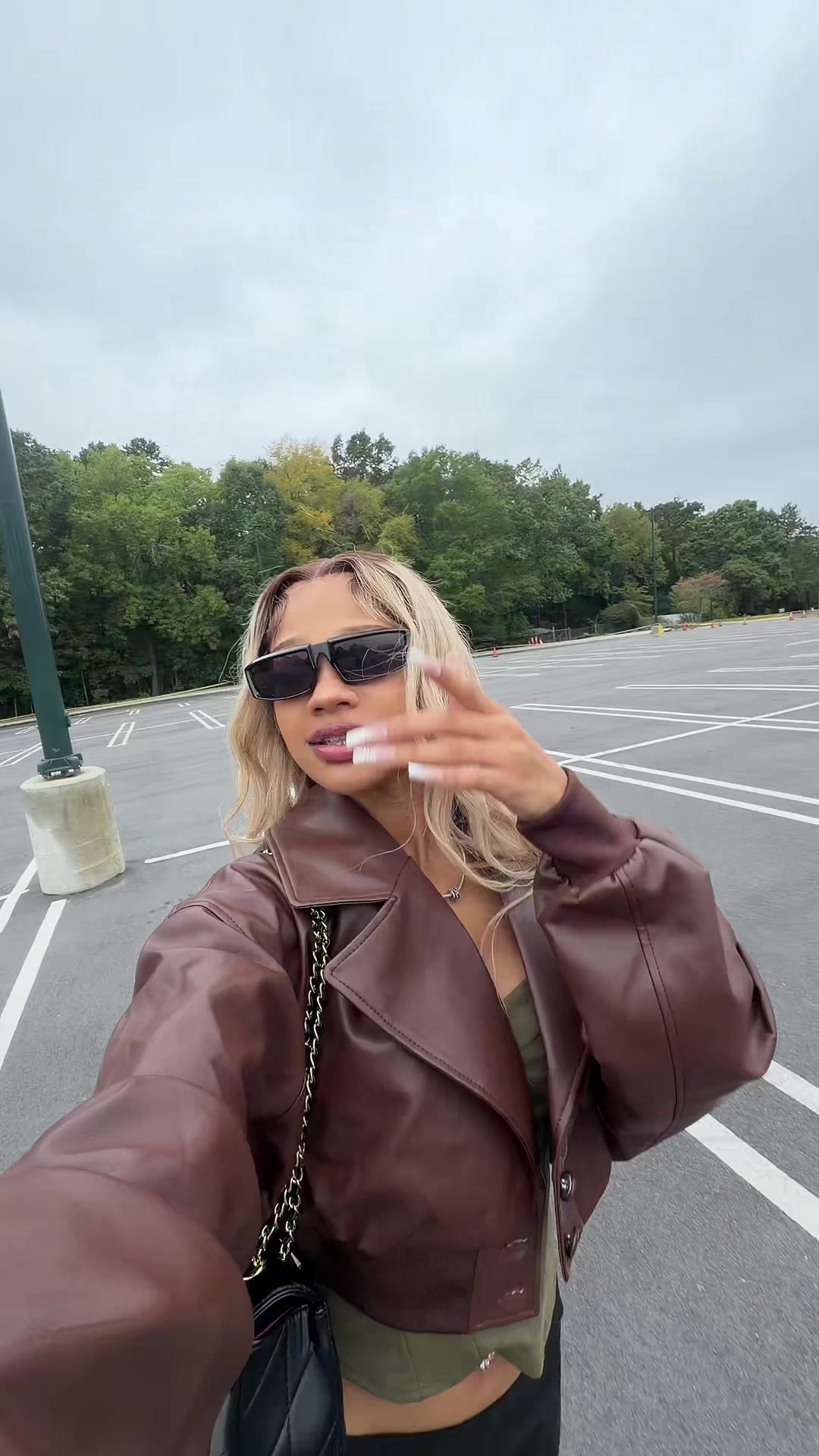 @Farahheartss