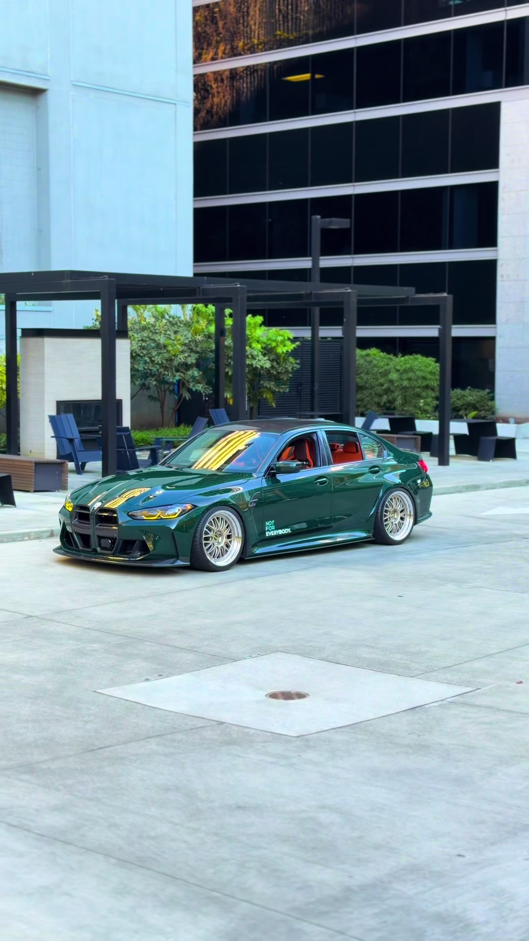 @visualsbyferny