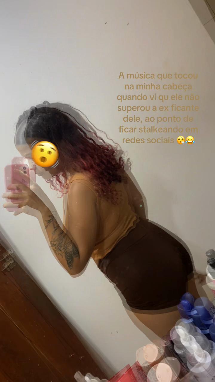 @_tatamesquita 💋