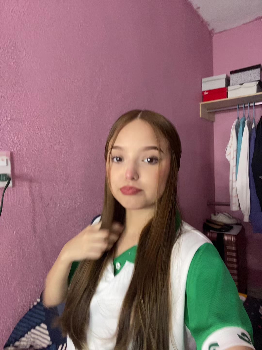 @𝓼𝓸𝓵𝓲𝓼