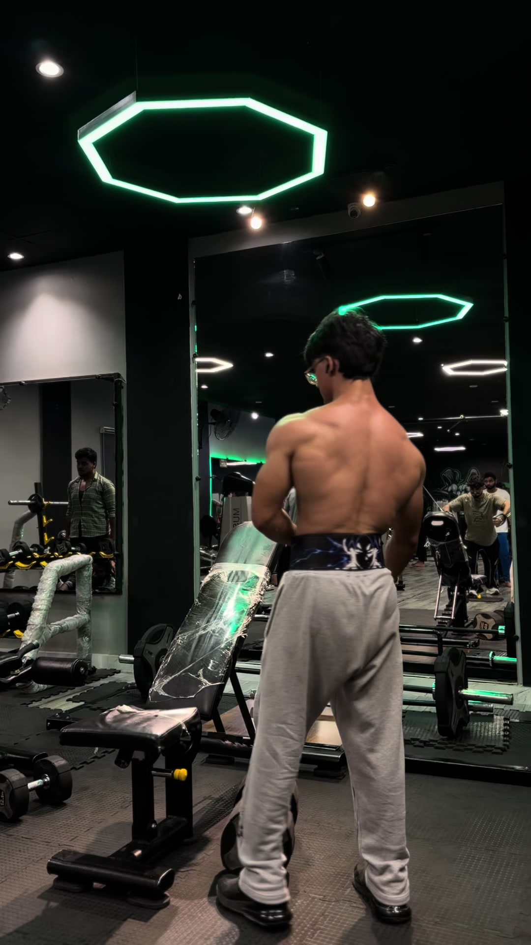 @Qureshi.lifts🇵🇰
