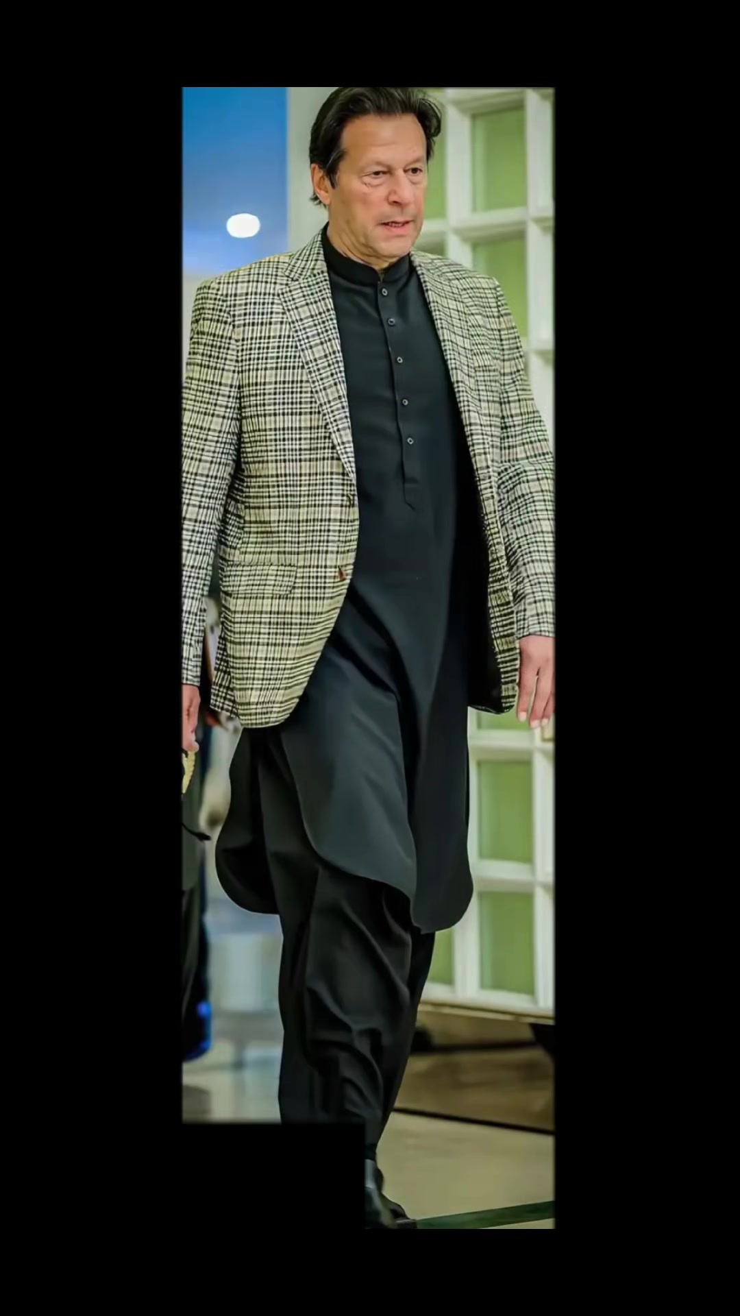 @عمران احمد خان نیازی 🇧🇫