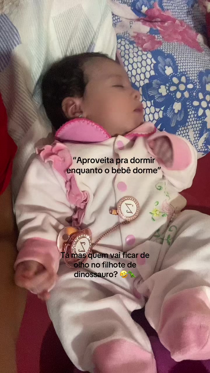 @Vict&oacute;ria Rodrigues