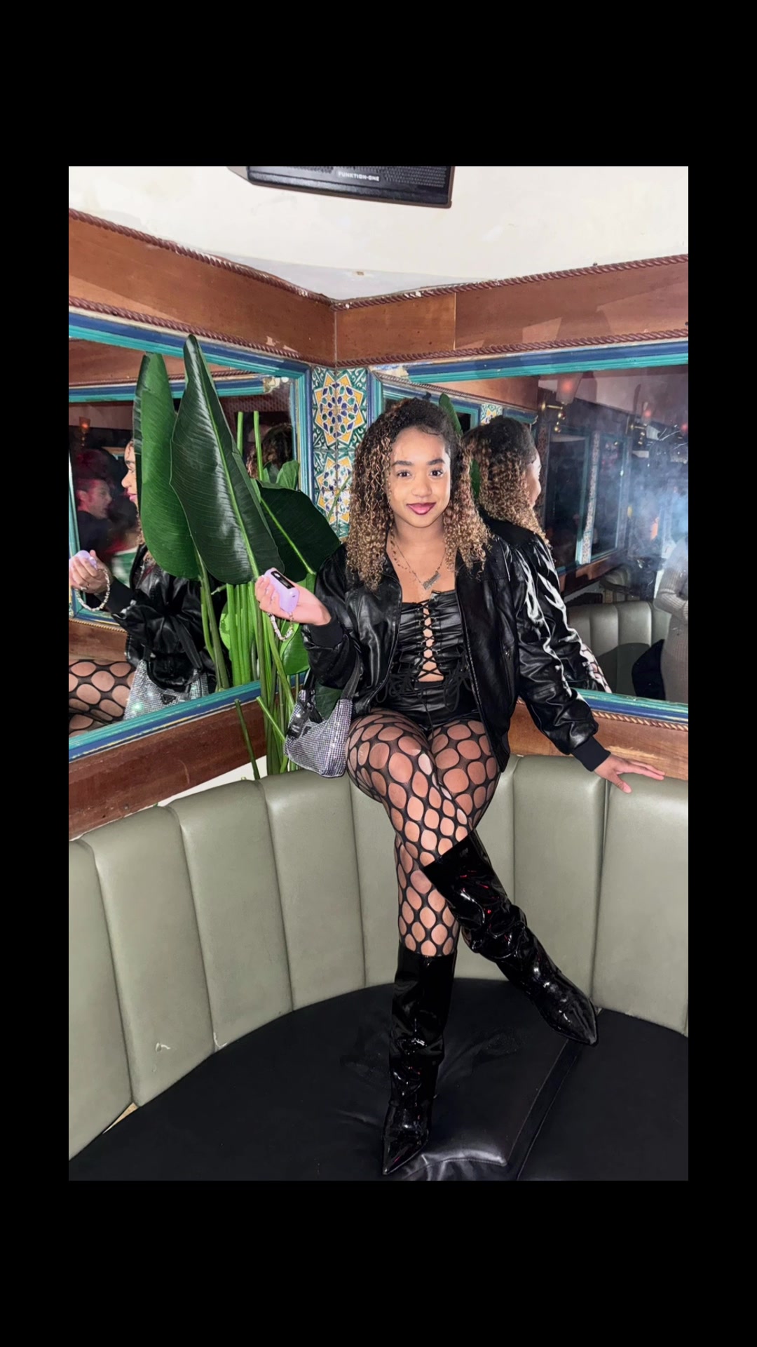 @QueenB2Z