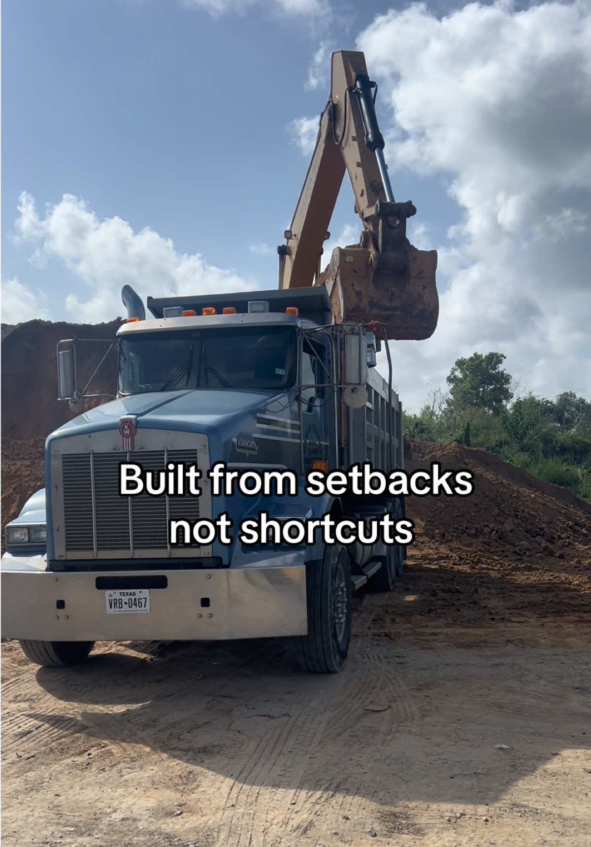 @haulinisballinllc