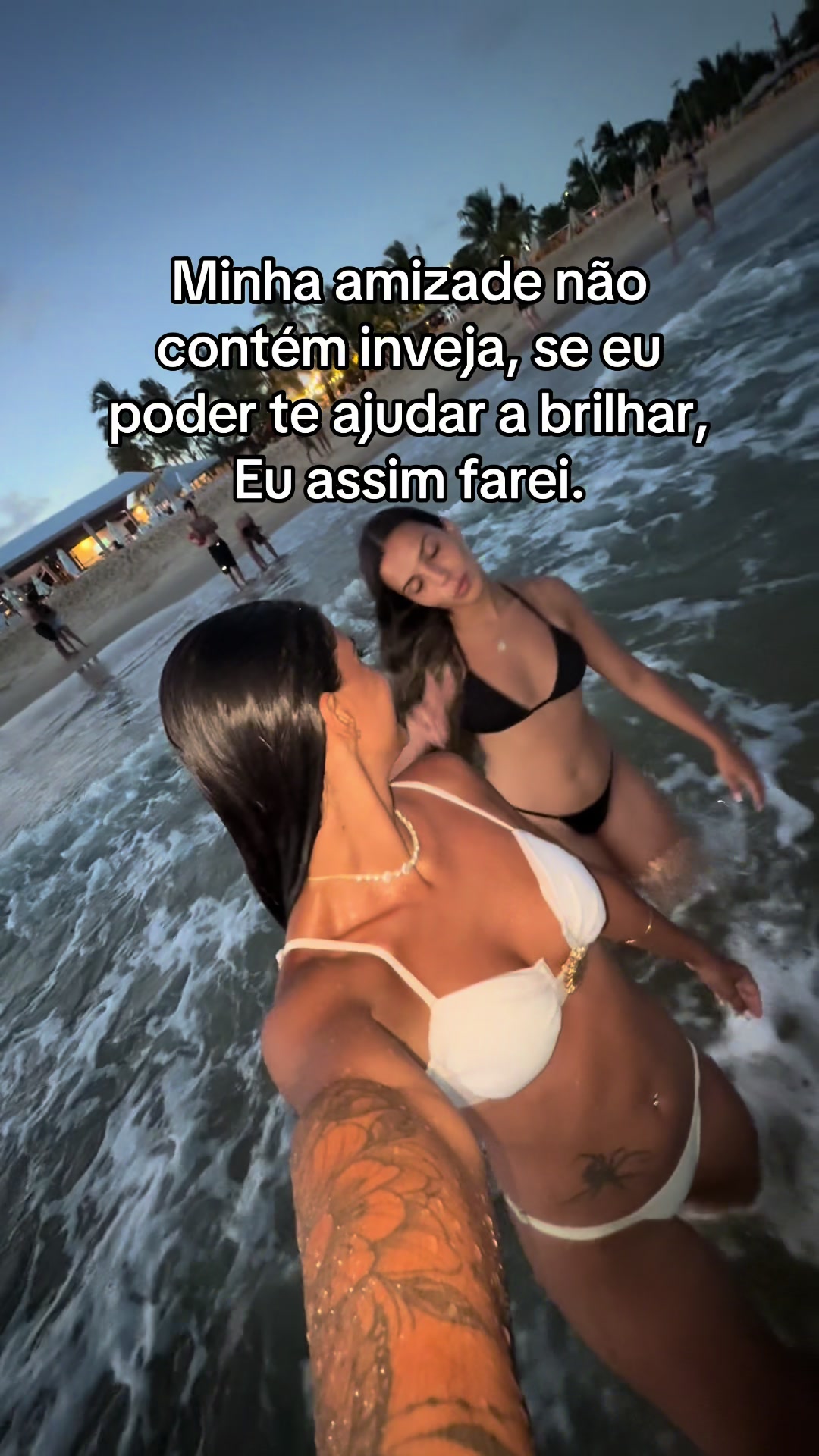 @gabsmorais01