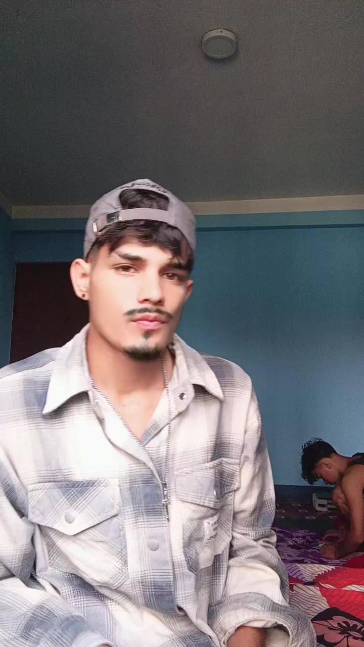 @&Atilde;l &eacute;x bisty