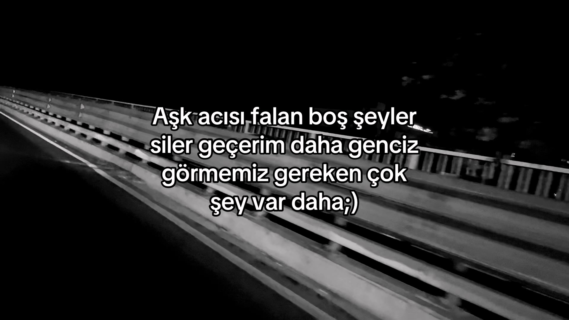 @𝑬ᥫ᭡.