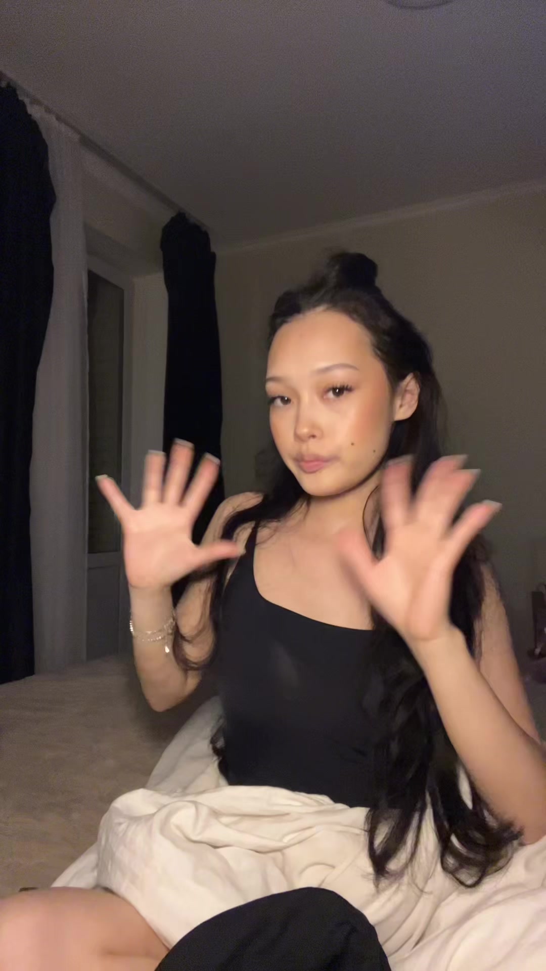 @тгк: Anish🤫