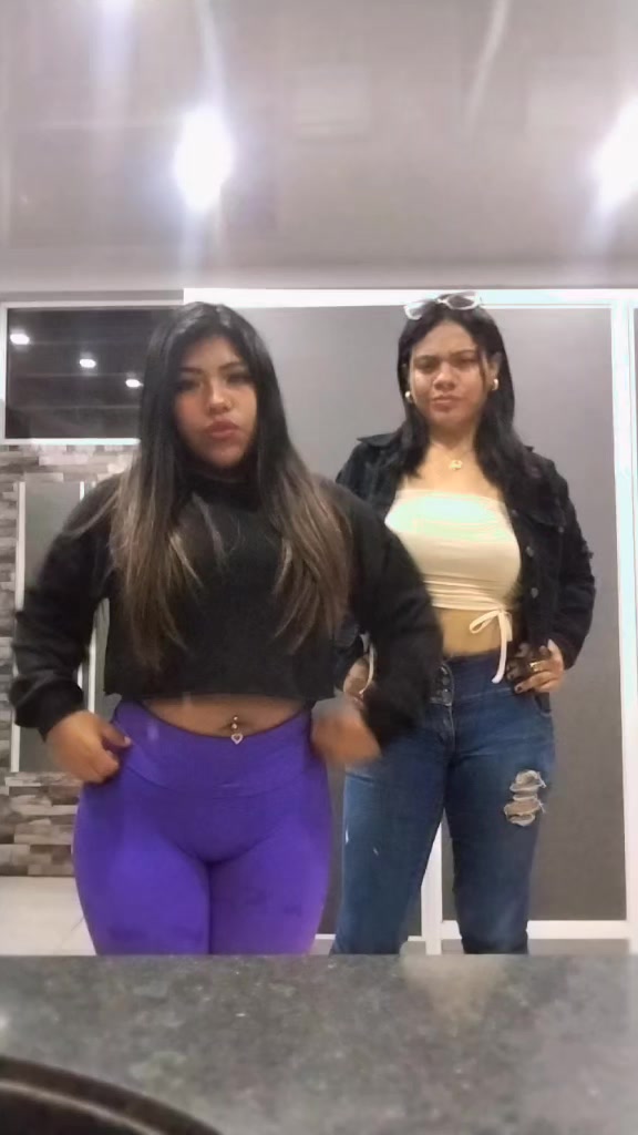 @Lili Fernandez
