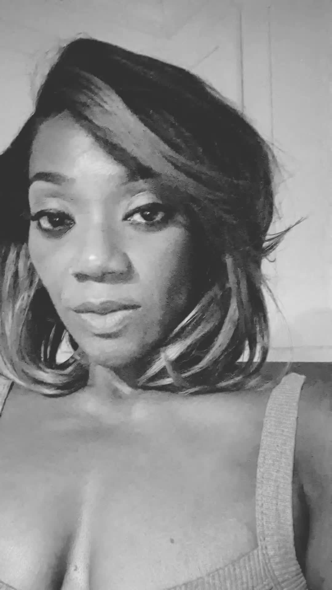 @Lady_Sharmell🦋 | Life Coach