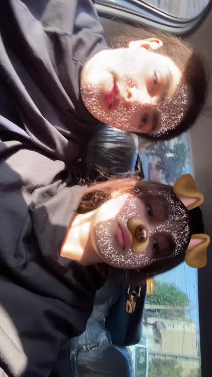 @𝐧𝐚𝐳y🐰
