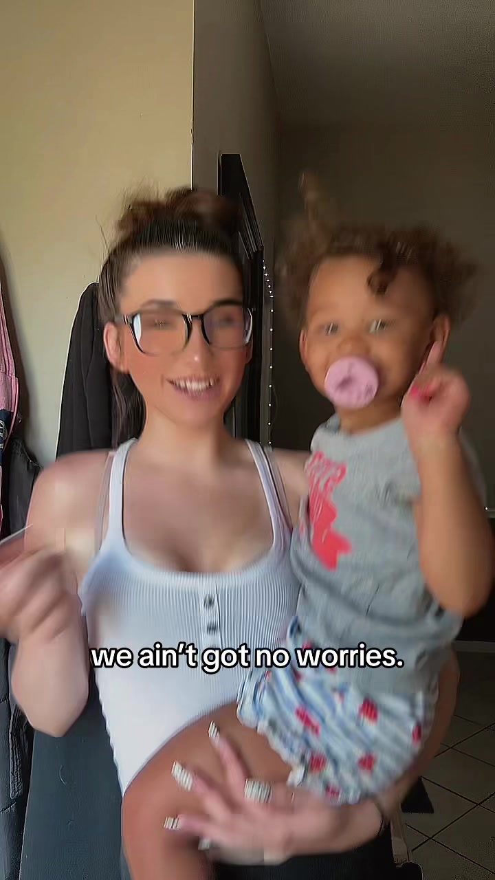 @jordyn and her girls🤍