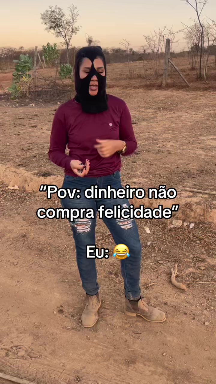 @monicadejatoba