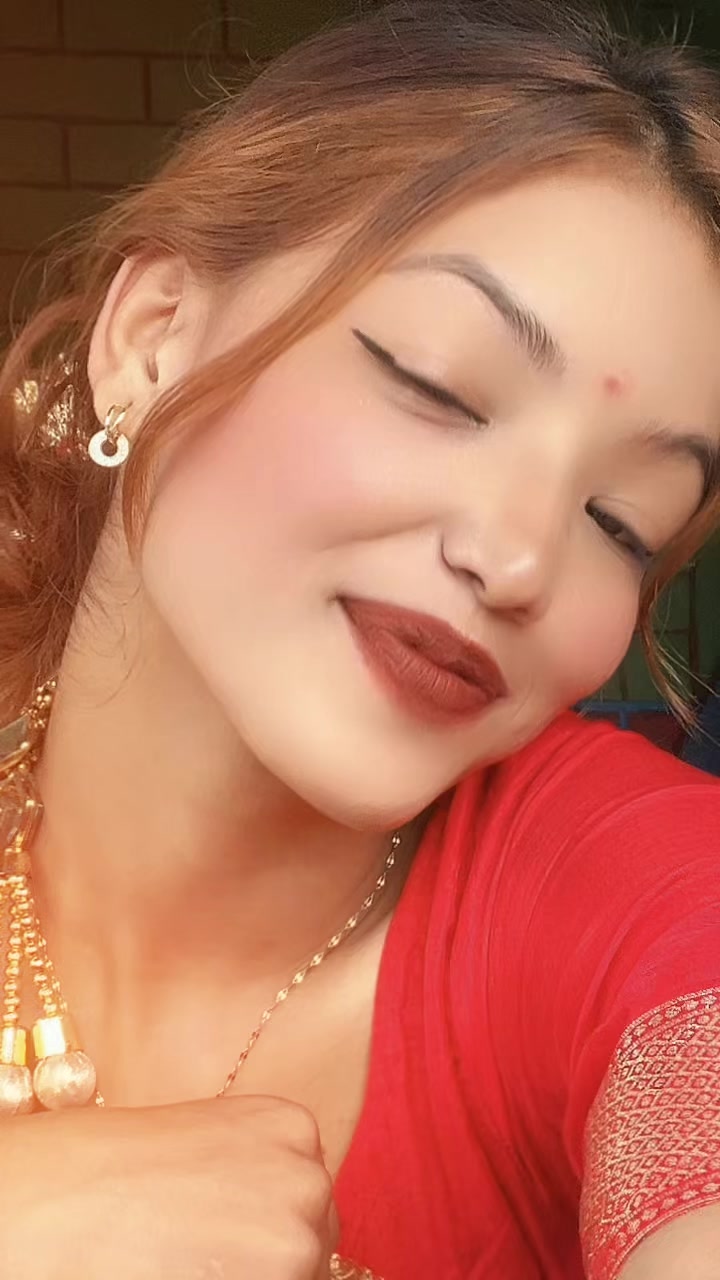 @Purnimeyy💛💫🌛