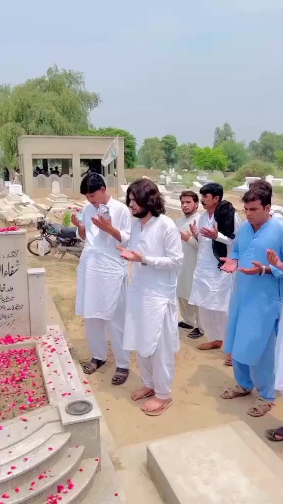 @REHAN KHAN ❤️
