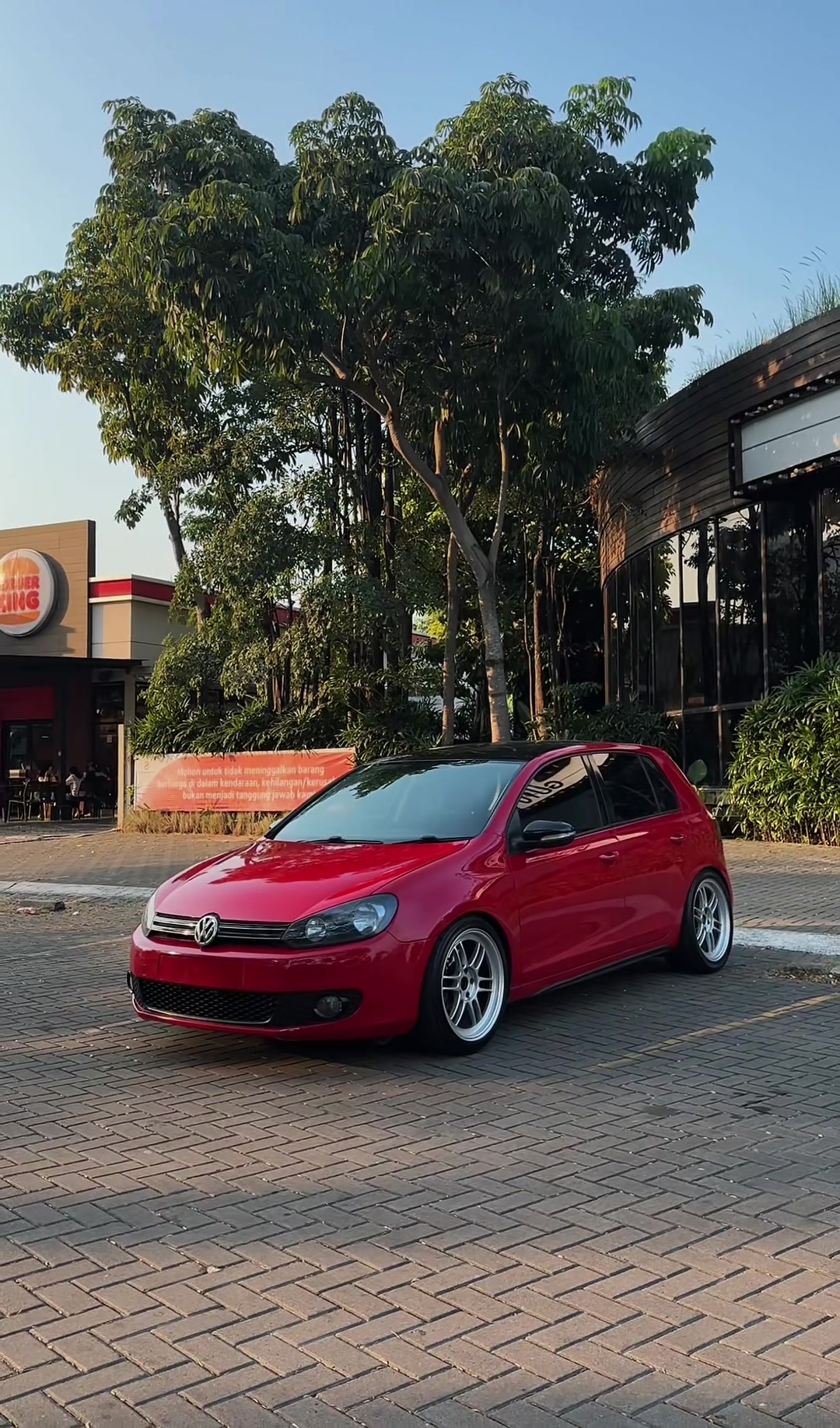 @BRF GARAGE