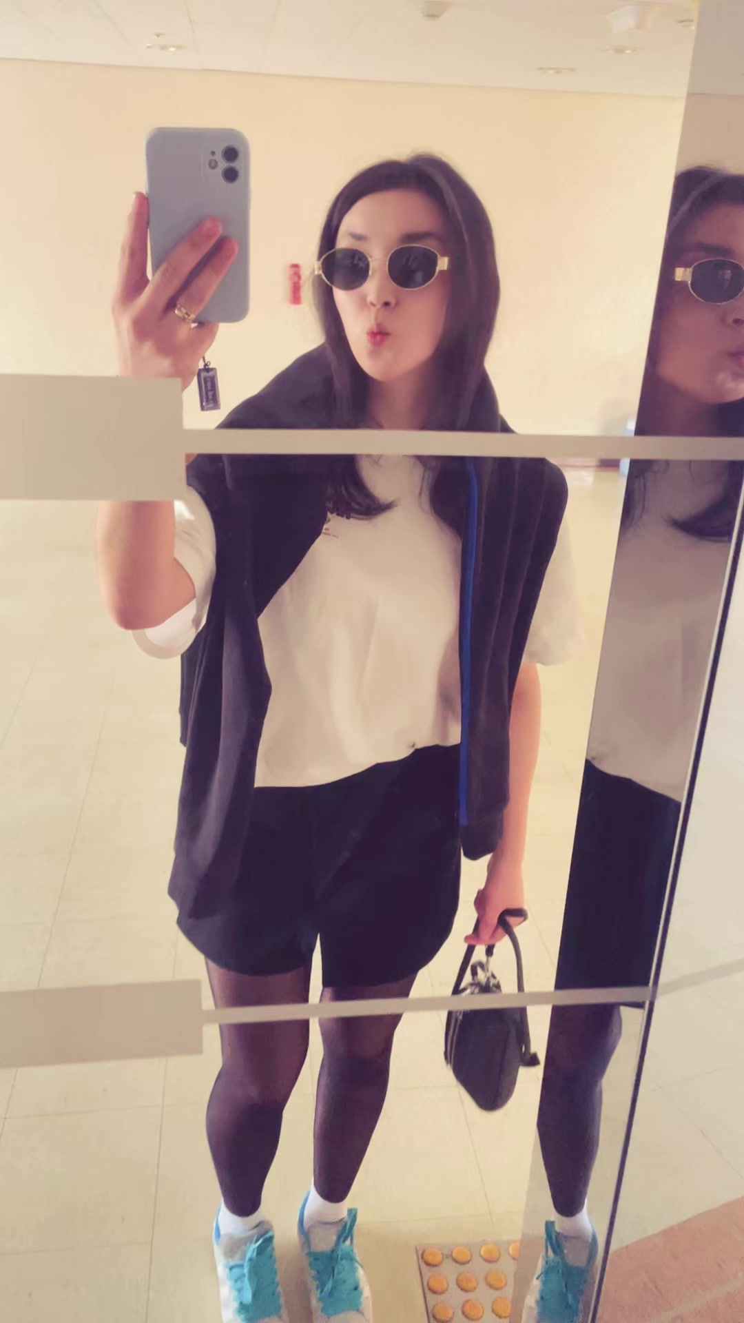 @kkuralaikaa