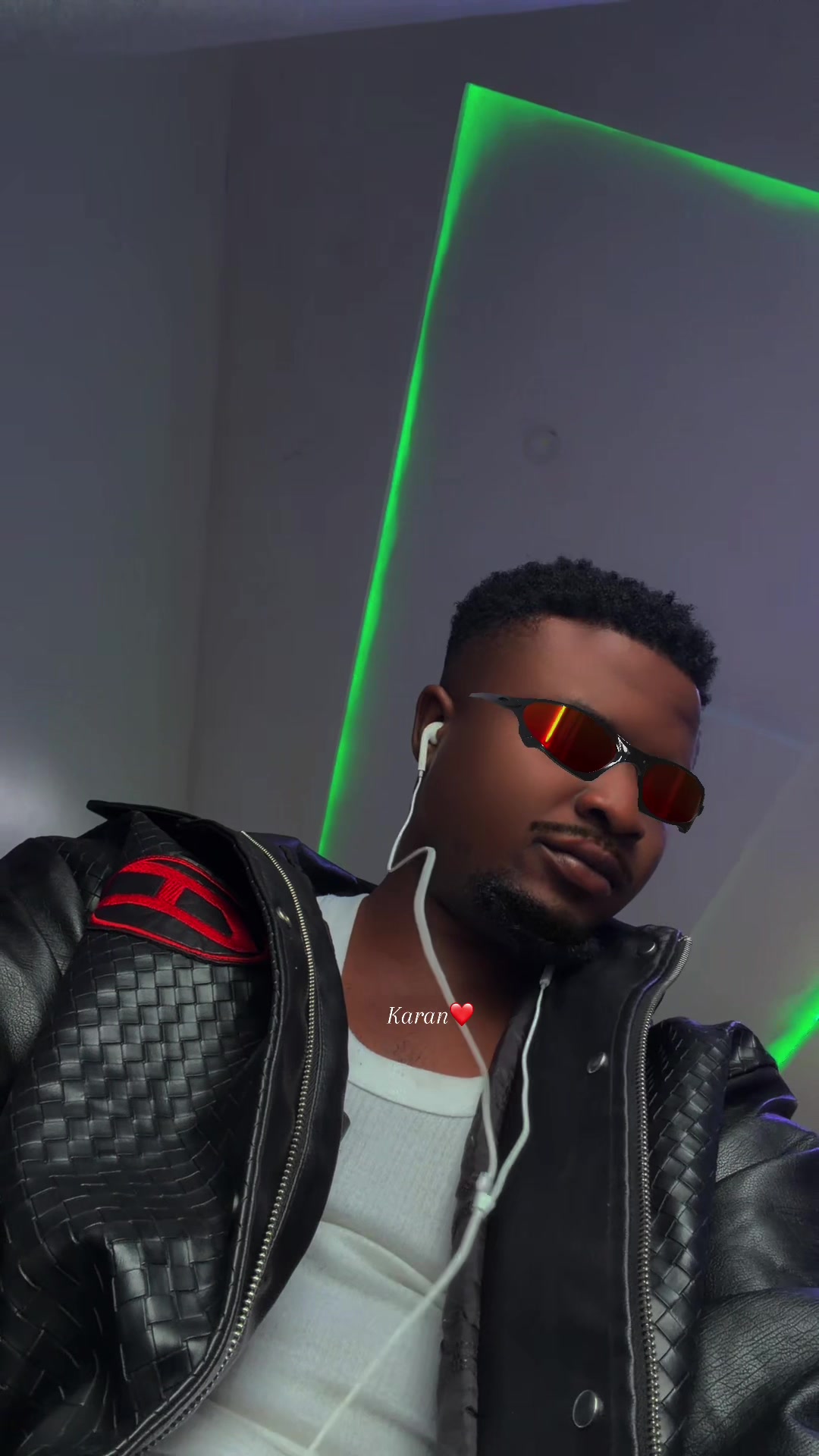 @KARAN🇬🇧🇳🇬