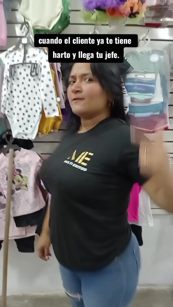 @Daniela🕷