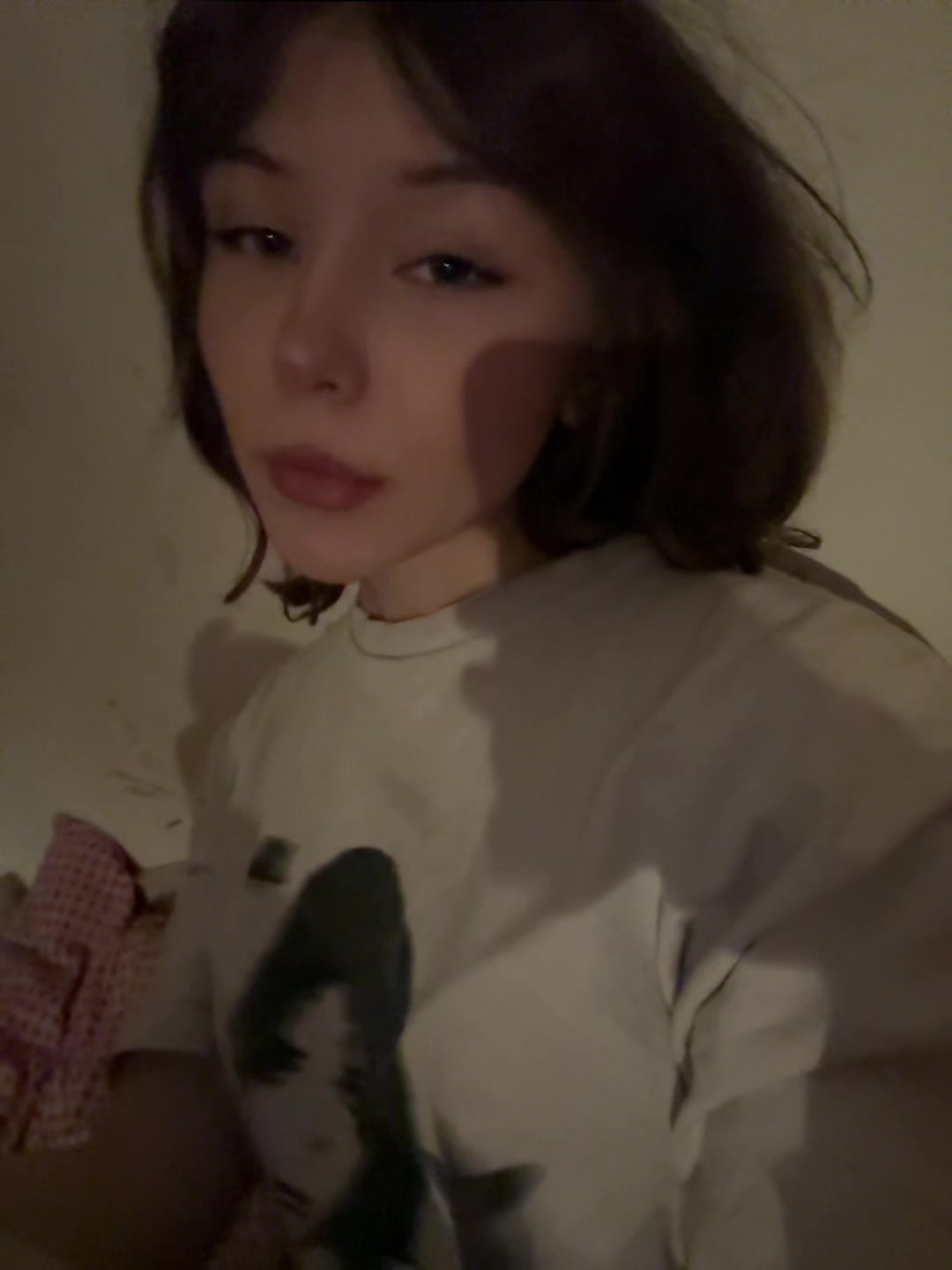 @👅
